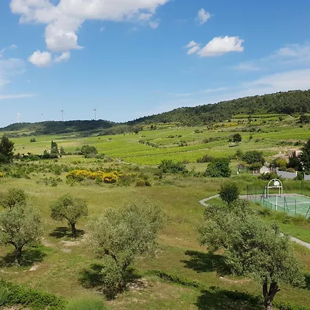 With Heated Pool Jacuzzi Sports Field And Stunning Views Montbrun-des-Corbières