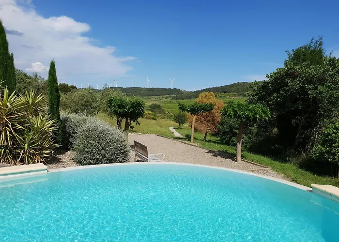 Villa With Heated Pool, Jacuzzi, Sports Field And Stunning Views Montbrun-des-Corbières