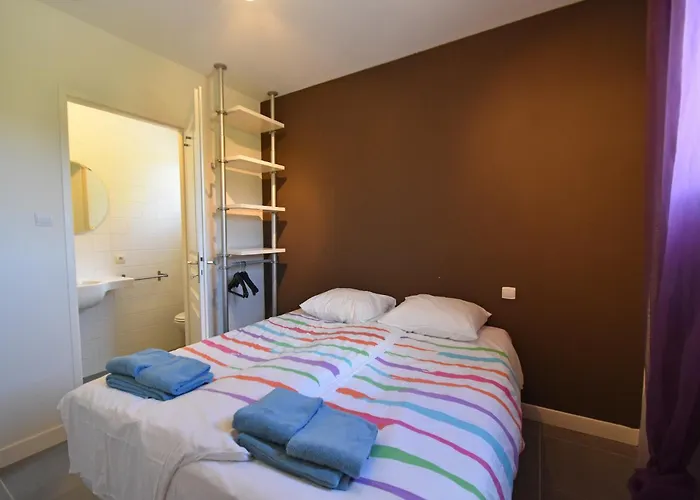 With Heated Pool, Jacuzzi, Sports Field And Stunning Views Villa Montbrun-des-Corbières